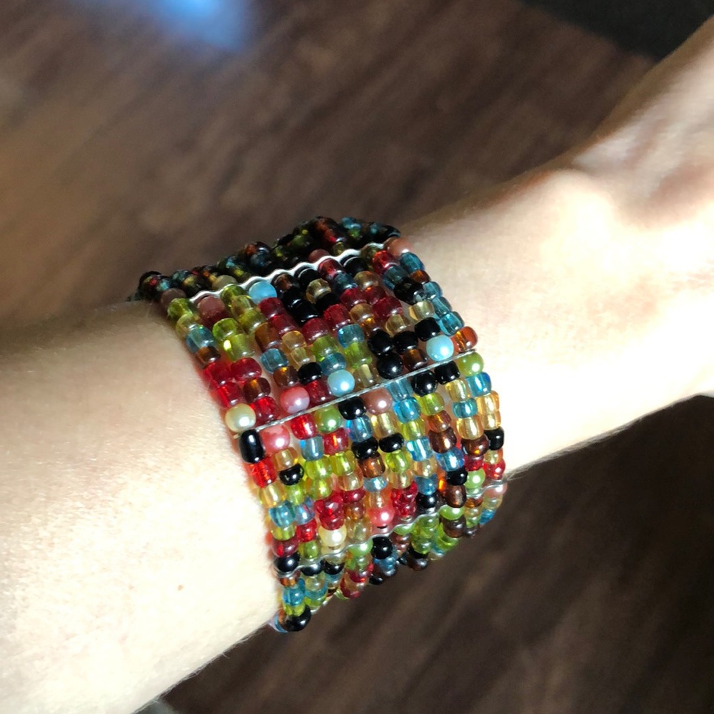 🚨 Flash Sale 🚨  Stretchy multi-color bracelet